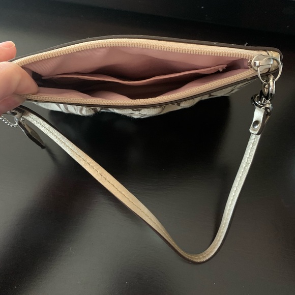 Coach Wristlet - Picture 4 of 5